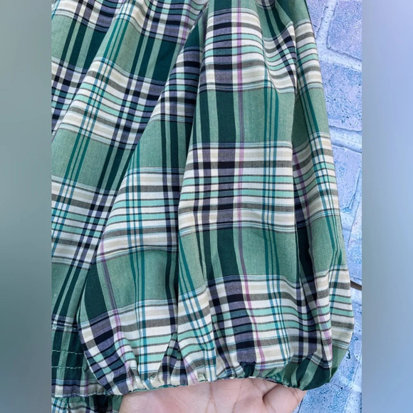 Derek Lam 10 Crosby Tiana Belted Wrap NWT
Dress size 12 - Picture 13 of 17